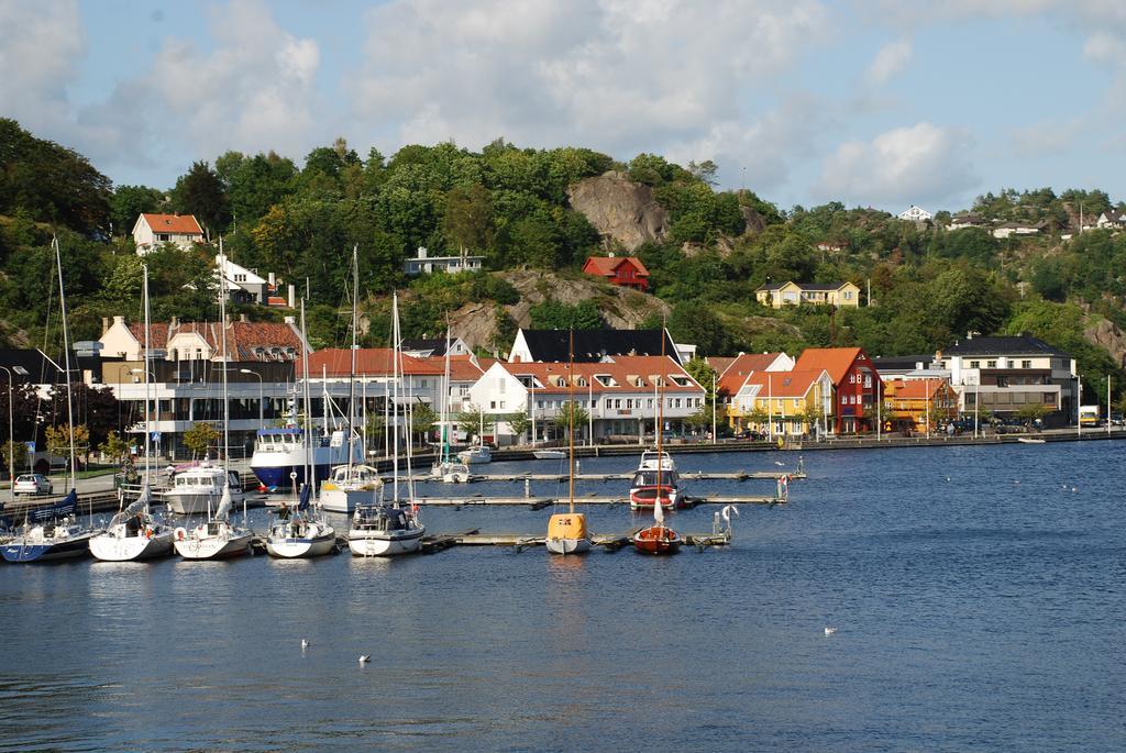 Hotel Solborg Sommerpensjonat Mandal Exterior foto